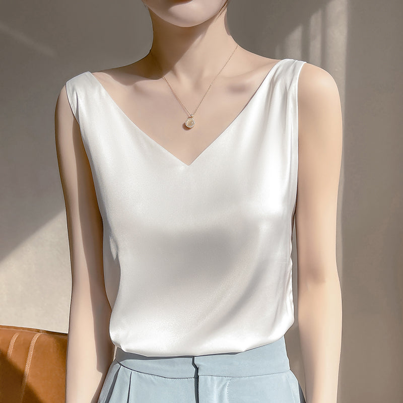 Jill | Mouwloze Satijnen Blouse met V-Hals voor Dames