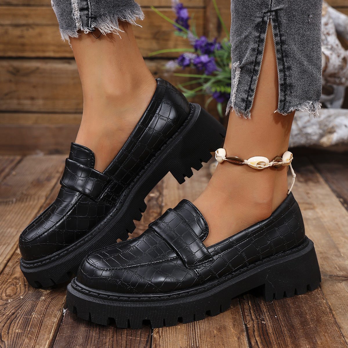 Crocodile Loafers met Lug Sole voor Dames - Zwart Mat