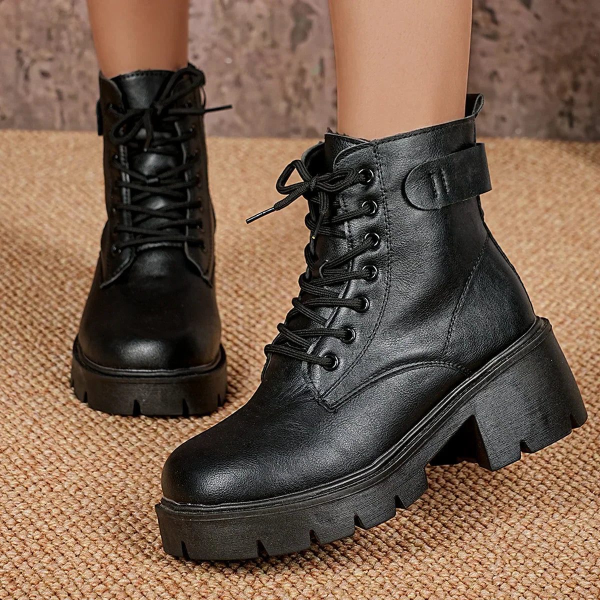 Lace-Up Platform Enkellaarsjes met Blokhak voor Dames - View 3