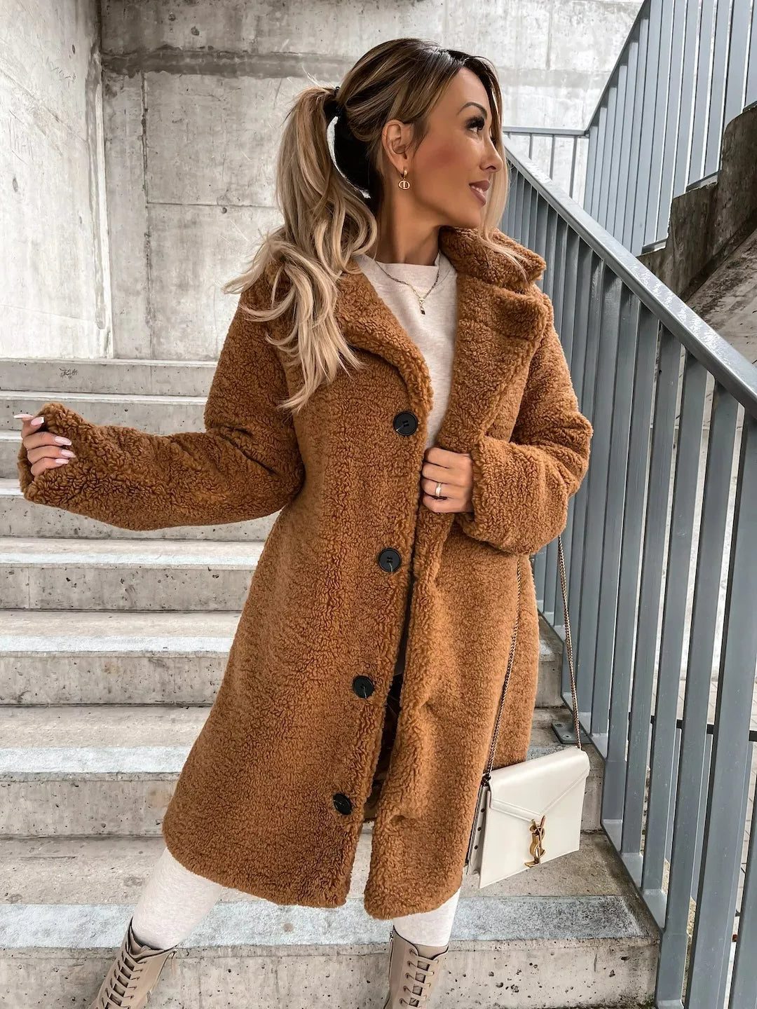 Lange Teddy Trenchcoat met Knoopsluiting voor Dames - View 2