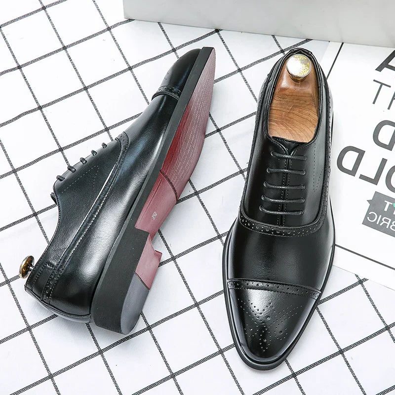 Leren Puntige Neus Oxford Schoenen voor Heren - Zwart