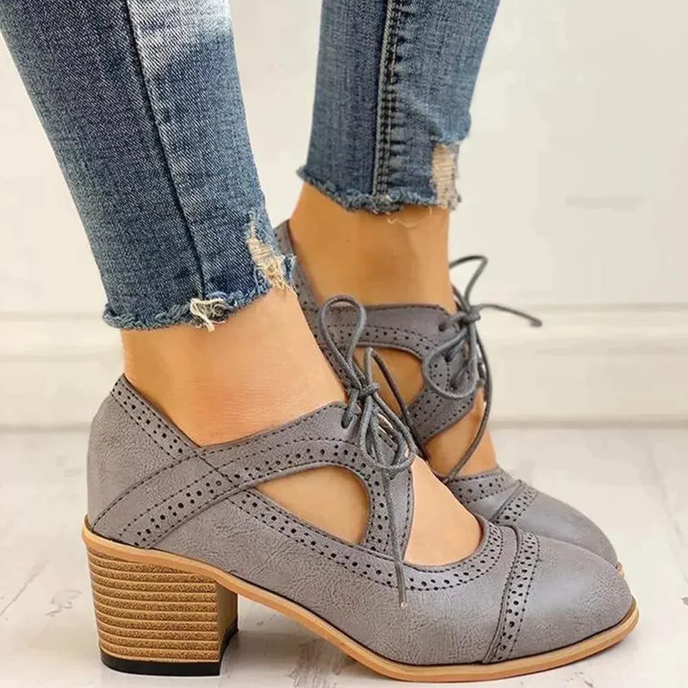 Mary Jane Pumps met Blokhak en Veters voor Dames